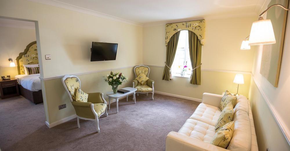 Worcester Bank House Hotel Spa & Golf; BW Premier Collection Bransford Exteriör bild
